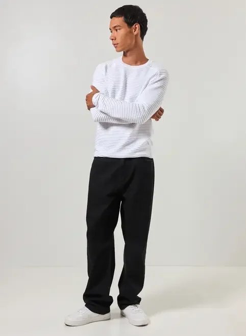 blusão leve em retilínea texturizada blusão leve em retilínea texturizada