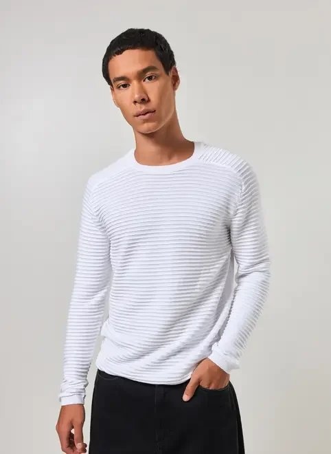 blusão leve em retilínea texturizada blusão leve em retilínea texturizada