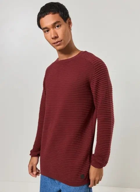 blusão leve em retilínea texturizada blusão leve em retilínea texturizada