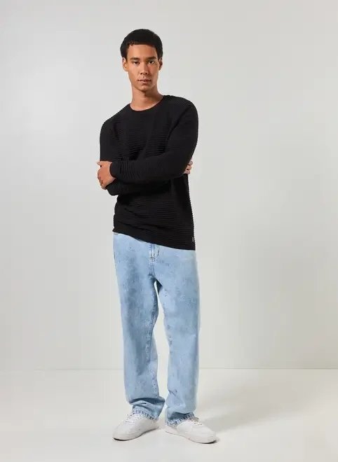 blusão leve em retilínea texturizada blusão leve em retilínea texturizada