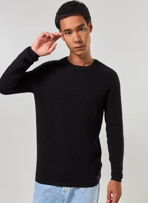 blusão leve em retilínea texturizada blusão leve em retilínea texturizada