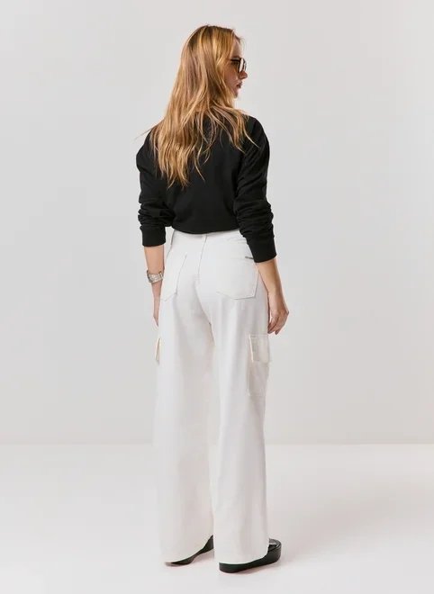 calça wide leg cargo off-white calça wide leg cargo off-white