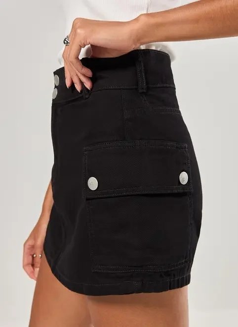 short saia cargo em sarja short saia cargo em sarja