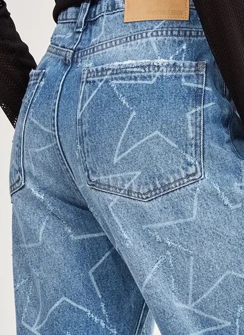 calça jeans reta over estrelas calça jeans reta over estrelas
