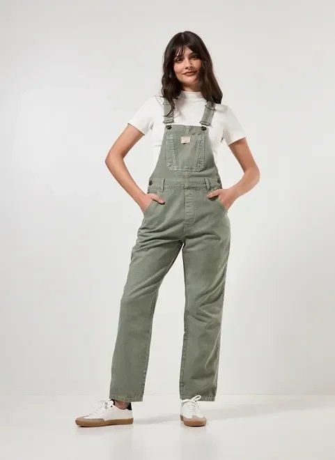 macacão em sarja macacão em sarja