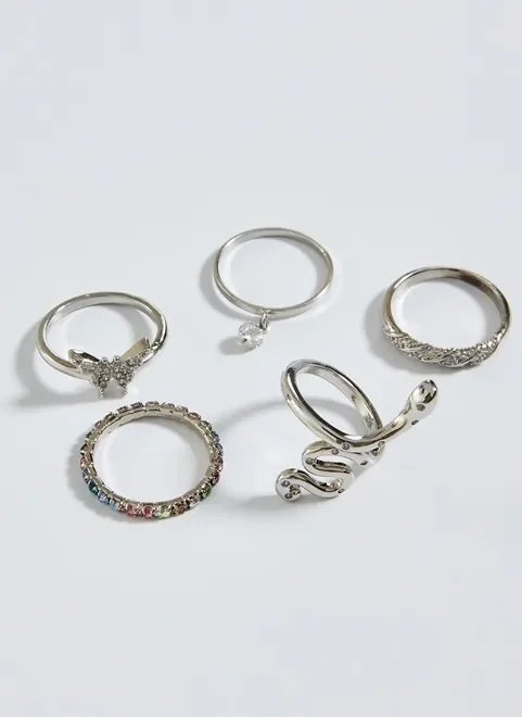 kit de anéis com strass e pingente kit de anéis com strass e pingente