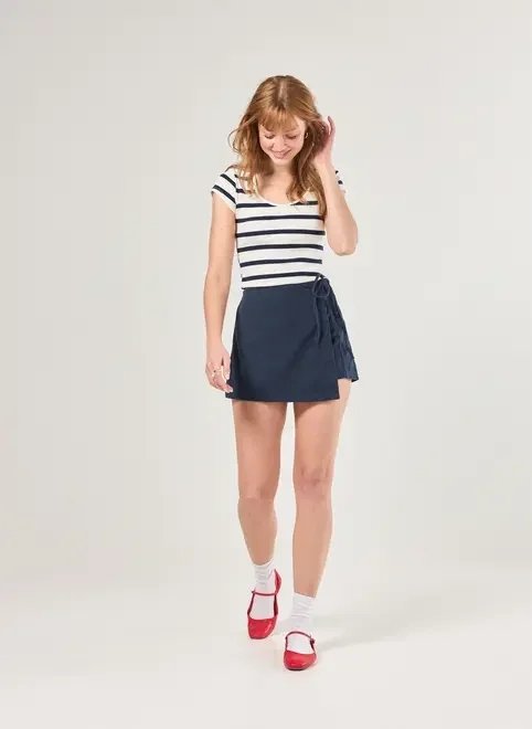 short saia transpassado em sarja short saia transpassado em sarja