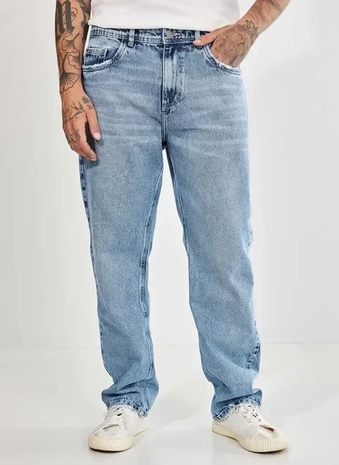 calça slim em jeans calça slim em jeans