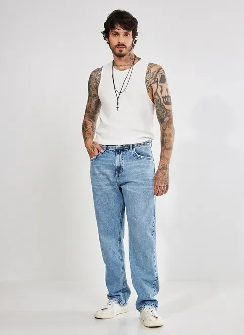 calça slim em jeans calça slim em jeans