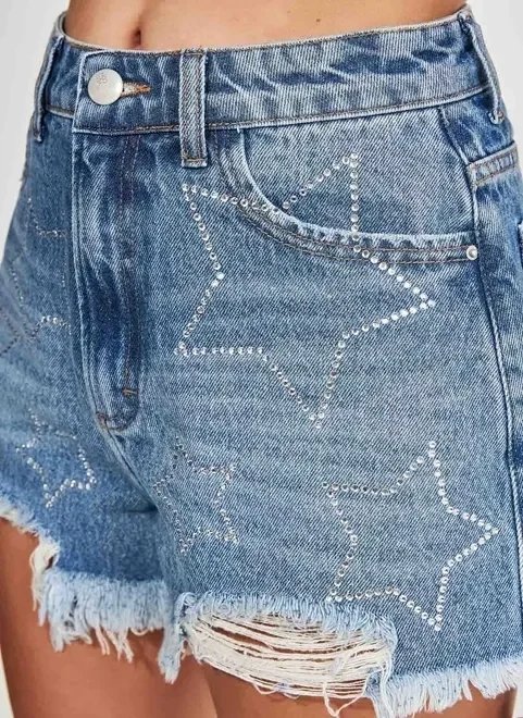 short jeans com estrelas de strass short jeans com estrelas de strass