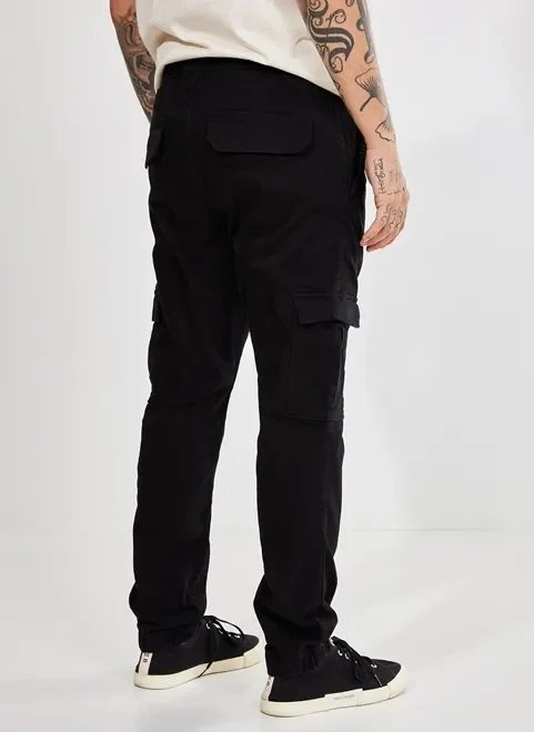 calça jogger de sarja preta cargo calça jogger de sarja preta cargo