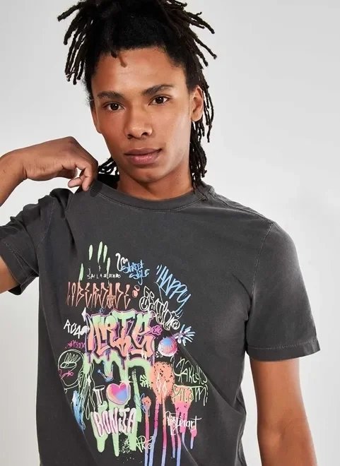 camiseta estonada grafites coloridos camiseta estonada grafites coloridos