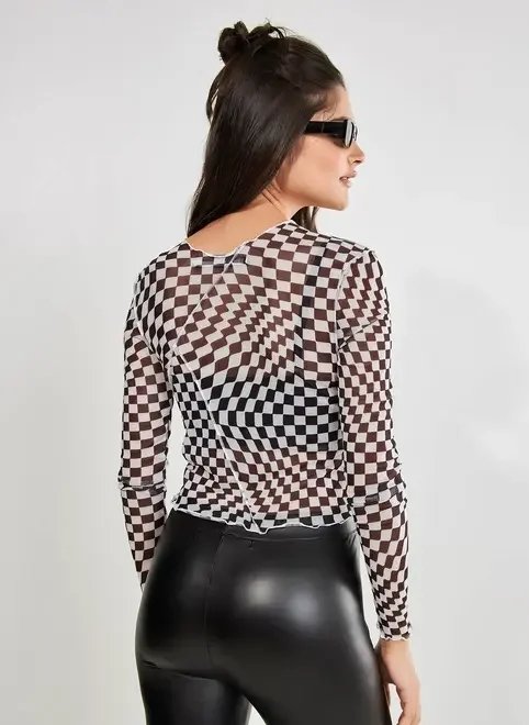 blusa de tule quadriculada blusa de tule quadriculada