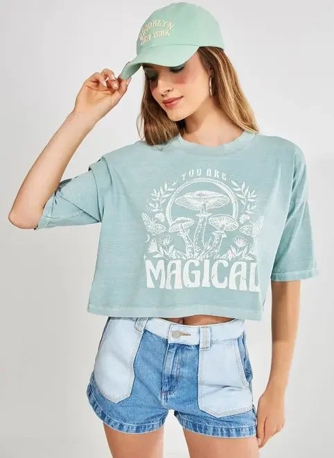 camiseta cropped tom pastel magical camiseta cropped tom pastel magical