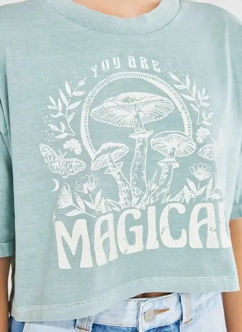 camiseta cropped tom pastel magical camiseta cropped tom pastel magical