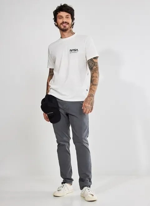 camiseta nasa com estampa nas costas camiseta nasa com estampa nas costas