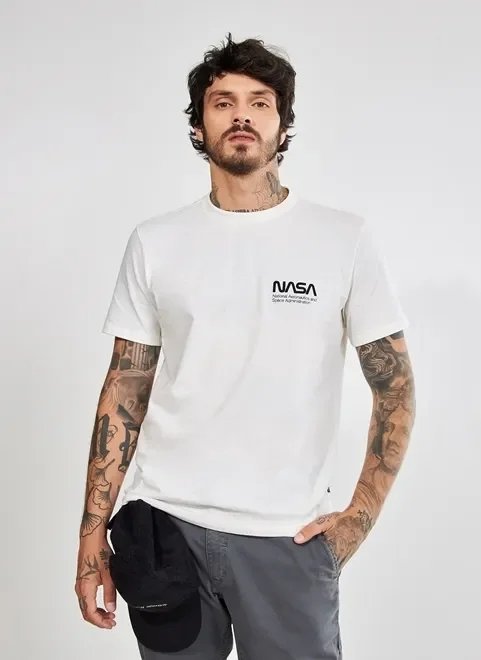 camiseta nasa com estampa nas costas camiseta nasa com estampa nas costas