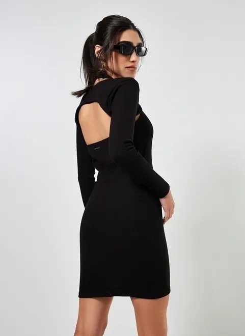 vestido de manga longa preto cut out vestido de manga longa preto cut out