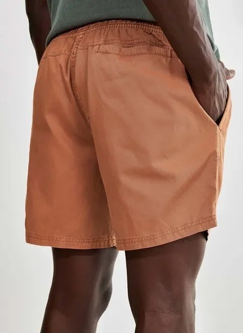 bermuda em sarja tom terroso bermuda em sarja tom terroso