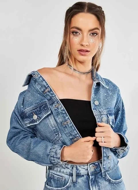 jaqueta jeans cropped com brilho jaqueta jeans cropped com brilho