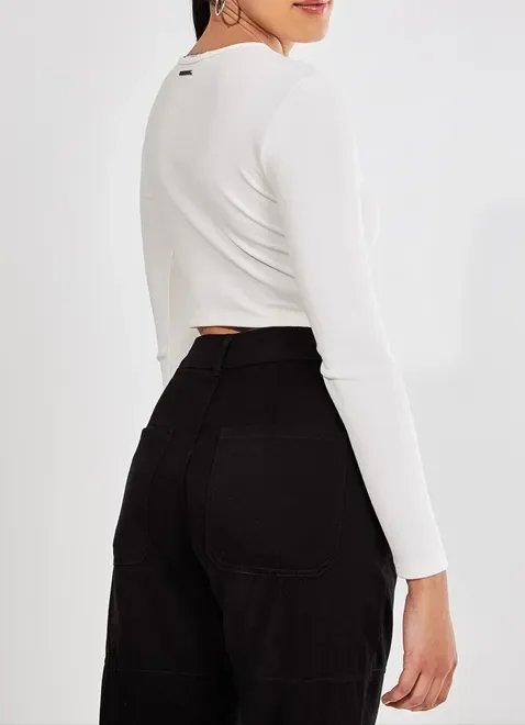 blusa cropped manga longa cut out blusa cropped manga longa cut out