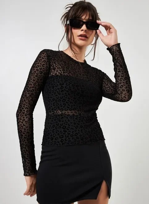 blusa de tule onça preta blusa de tule onça preta