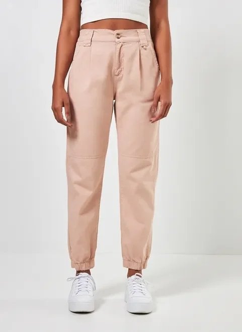 calça jogger em sarja rosinha calça jogger em sarja rosinha