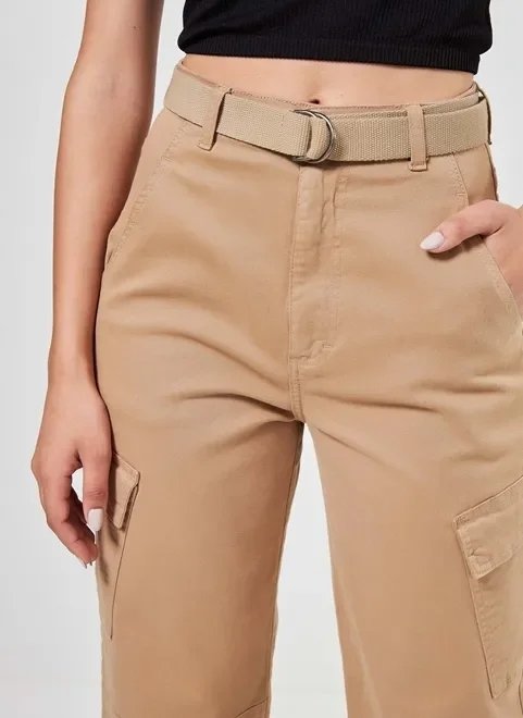 calça wide leg cargo caqui com cinto calça wide leg cargo caqui com cinto