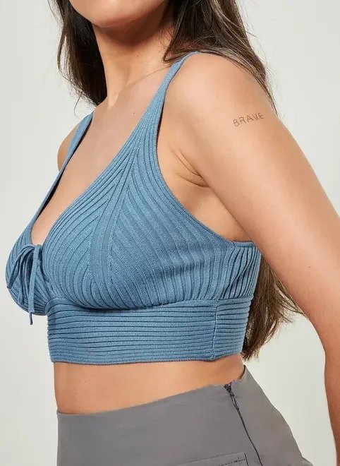 top de tricô com amarração top de tricô com amarração