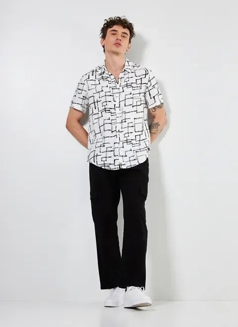 camisa off-white estampa geométrica preta camisa off-white estampa geométrica preta
