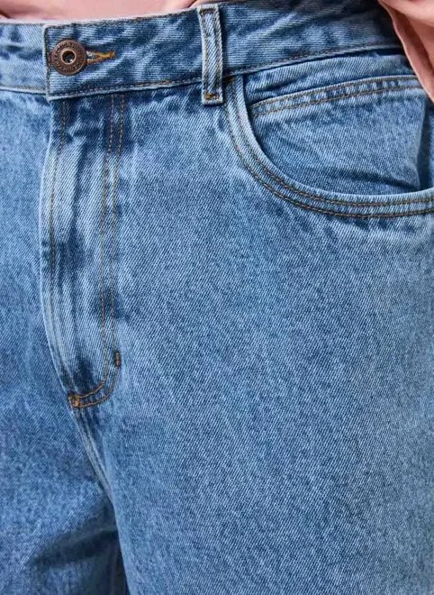 calça reta jeans marmorizada calça reta jeans marmorizada