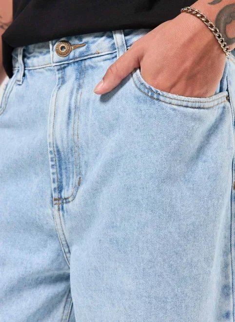 calça reta jeans marmorizada calça reta jeans marmorizada