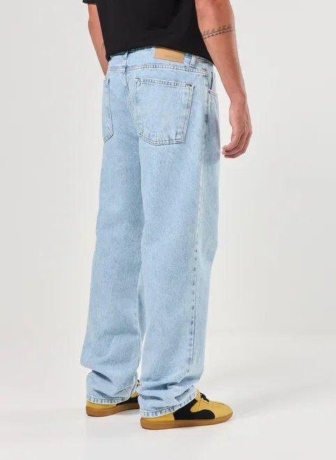 calça reta jeans marmorizada calça reta jeans marmorizada