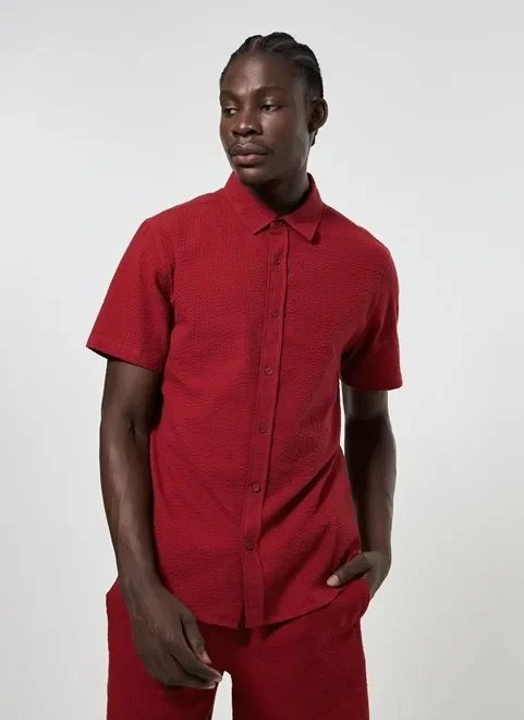 camisa manga curta texturizada camisa manga curta texturizada