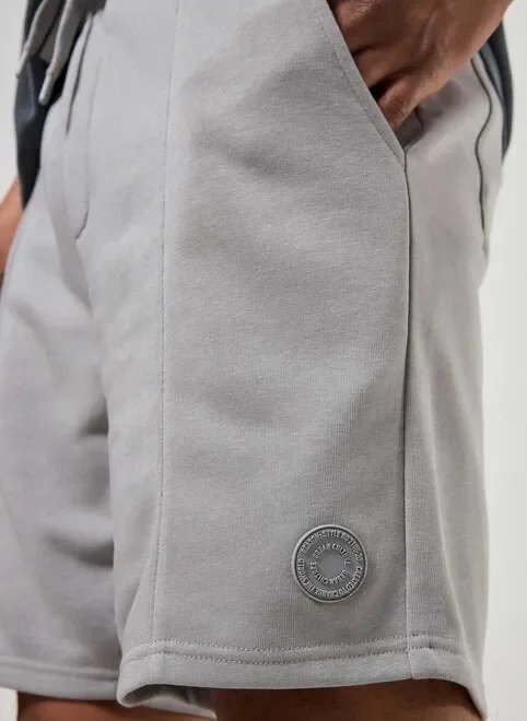 bermuda lisa em moletom bermuda lisa em moletom