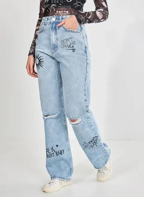 calça jeans reta over grafites calça jeans reta over grafites