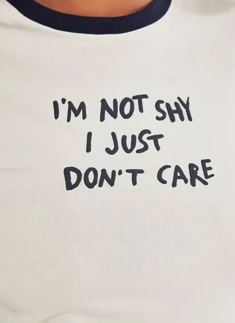 blusa college not shy blusa college not shy