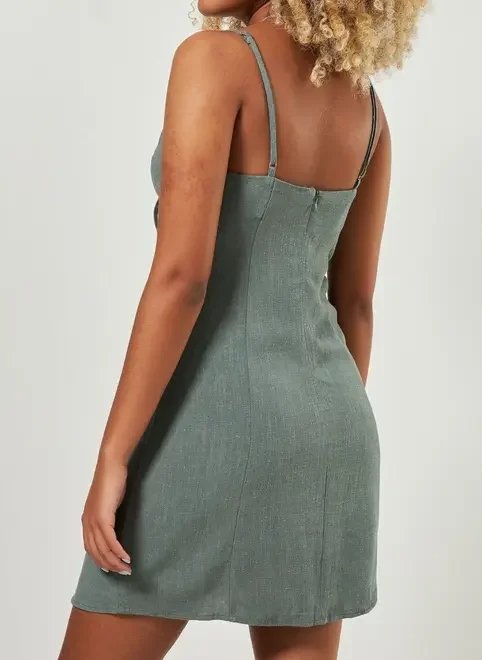 vestido curto de alcinha com amarração vestido curto de alcinha com amarração