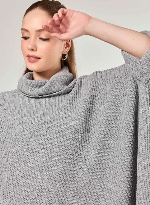 tricô amplo com gola tricô amplo com gola