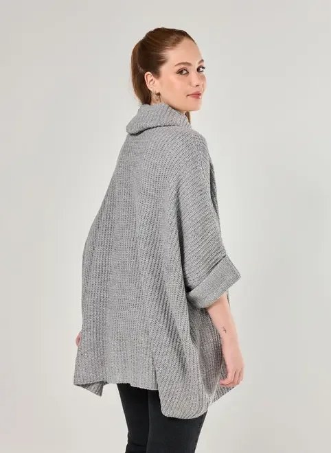 tricô amplo com gola tricô amplo com gola