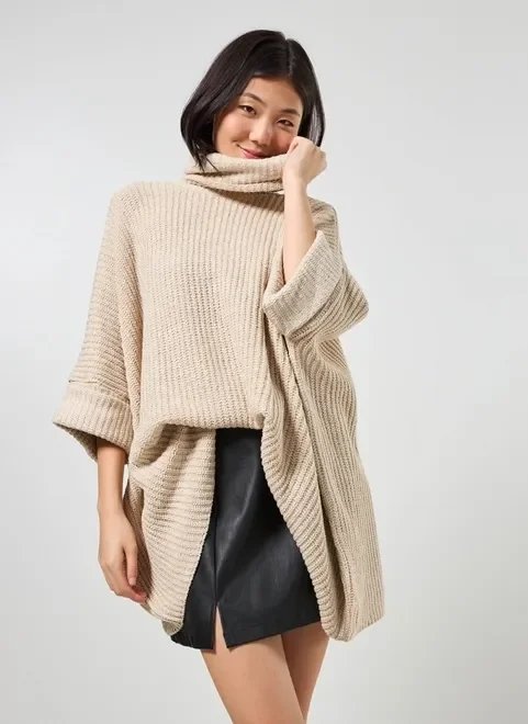 tricô amplo com gola tricô amplo com gola