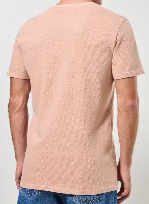 camiseta em malha texturizada camiseta em malha texturizada