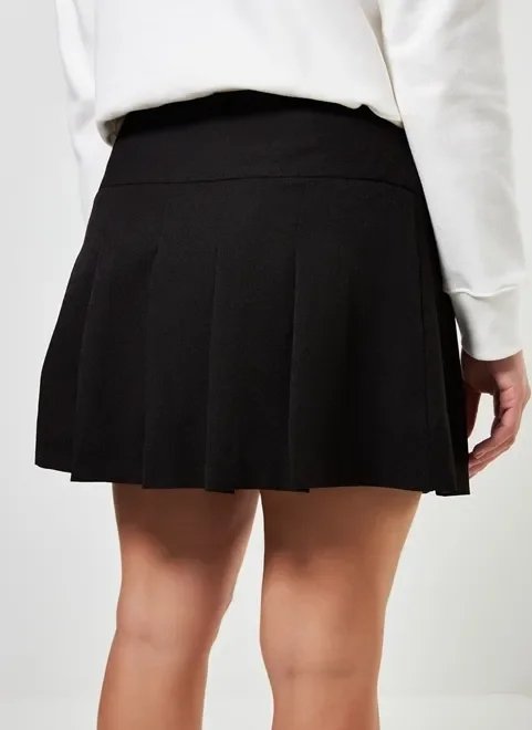 short saia plissado preto short saia plissado preto