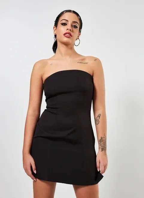 vestido tubinho preto sem alça vestido tubinho preto sem alça