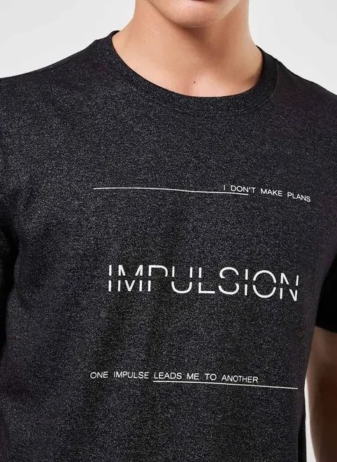 camiseta preta mescla escrito camiseta preta mescla escrito