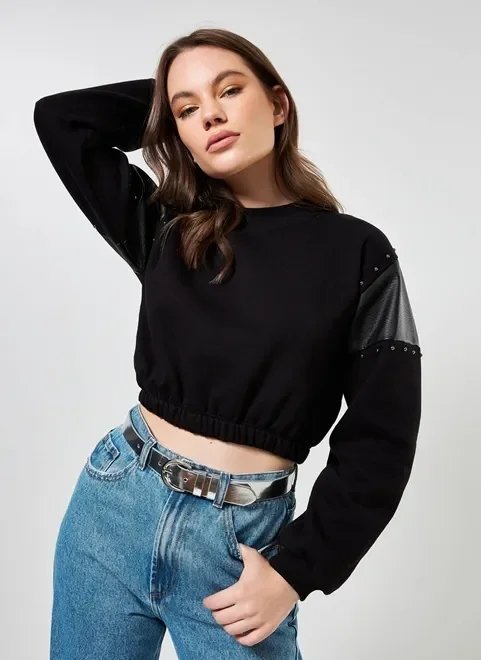 moletom cropped preto com tachinhas moletom cropped preto com tachinhas