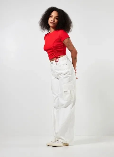blusa cropped com franzidinho blusa cropped com franzidinho