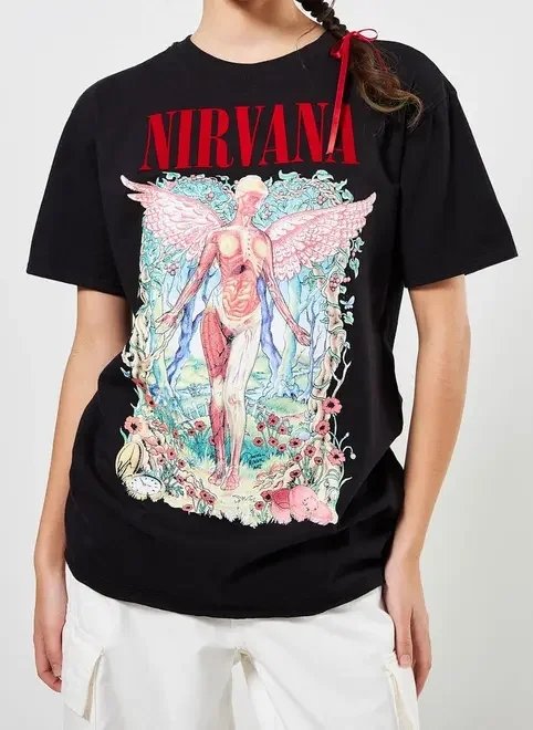 camiseta oversized nirvana com veludo camiseta oversized nirvana com veludo