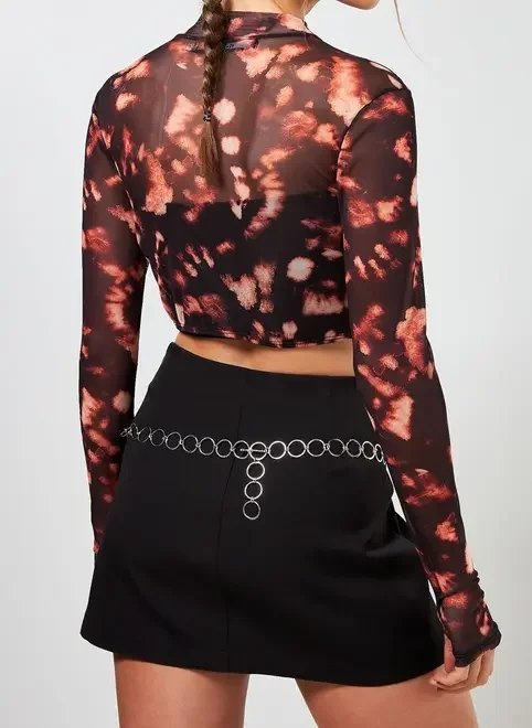 blusa cropped em tule estampado blusa cropped em tule estampado