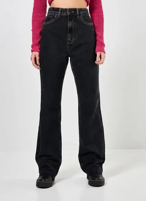 calça wide leg em jeans preto calça wide leg em jeans preto